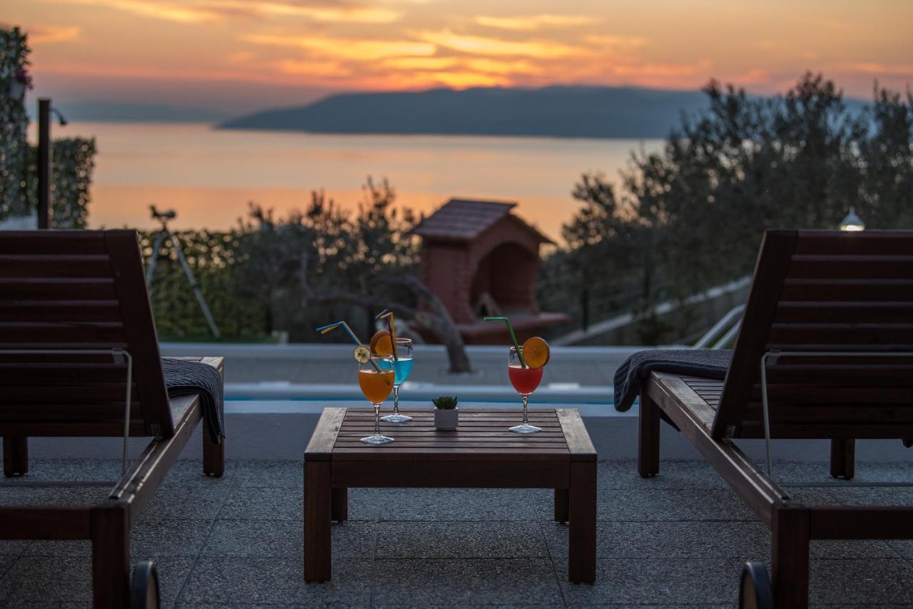 Villa Petra Apartment With Private Pool Makarská Exteriér fotografie