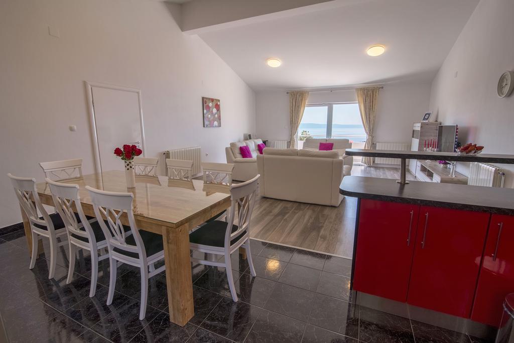 Villa Petra Apartment With Private Pool Makarská Exteriér fotografie